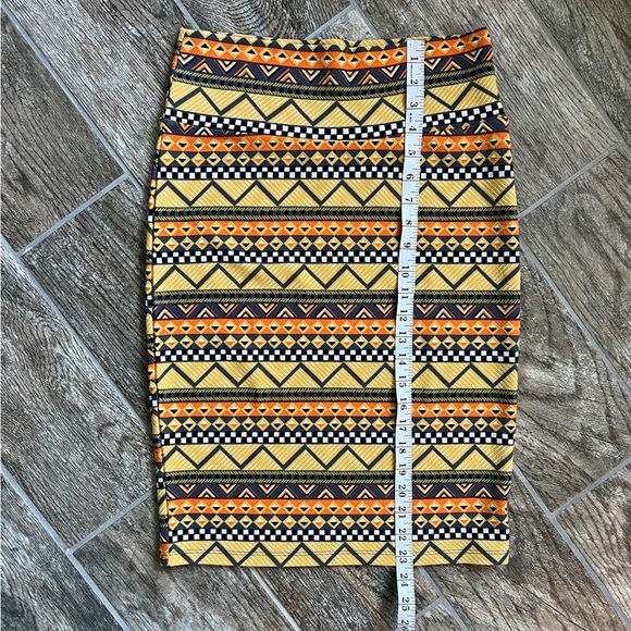 BUNDLE LulaRoe Cassie Stetchy Pencil Skirt, Size Small, Mint Paisley, Orange Geo - Picture 10 of 14